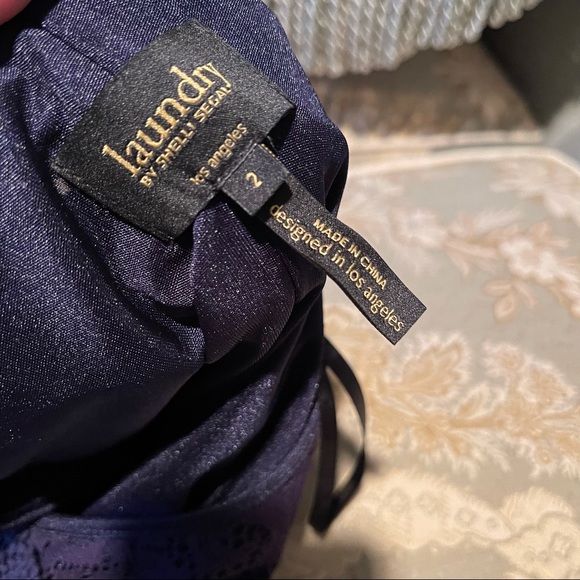 Laundry Women’s Navy Lace Overlay Dress SZ 2 - Picture 10 of 13